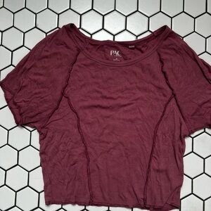 maroon pascun tee size medium